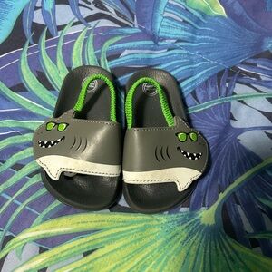 Wonder Nation Kids Shark Slide Sandals - Gray and Green